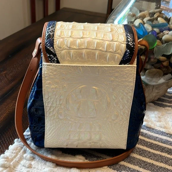 NWOT Brahmin bag - Picture 6 of 8